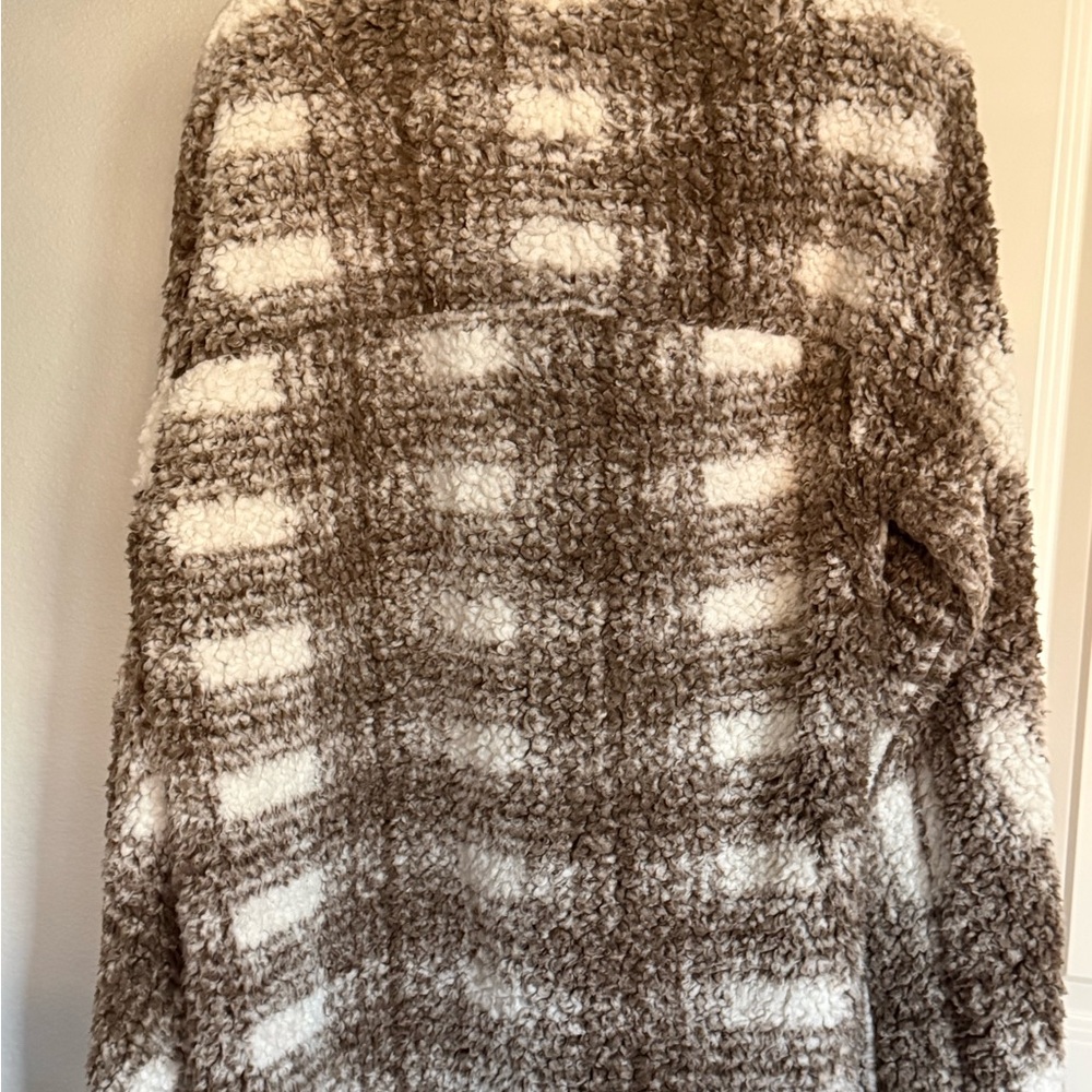True Grit Cream and Brown Fleece Jacket - Picture 3 of 3